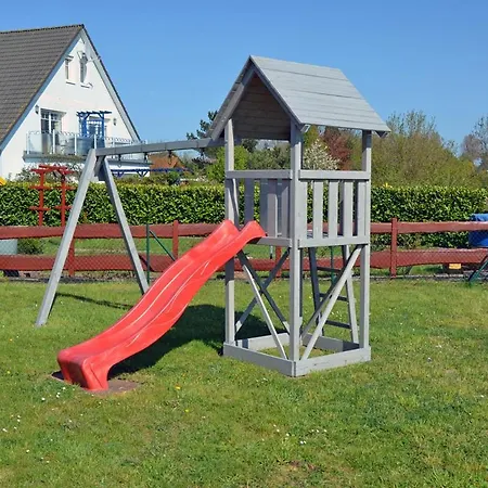 An Den Boddenwiesen - Hinnen * Glowe